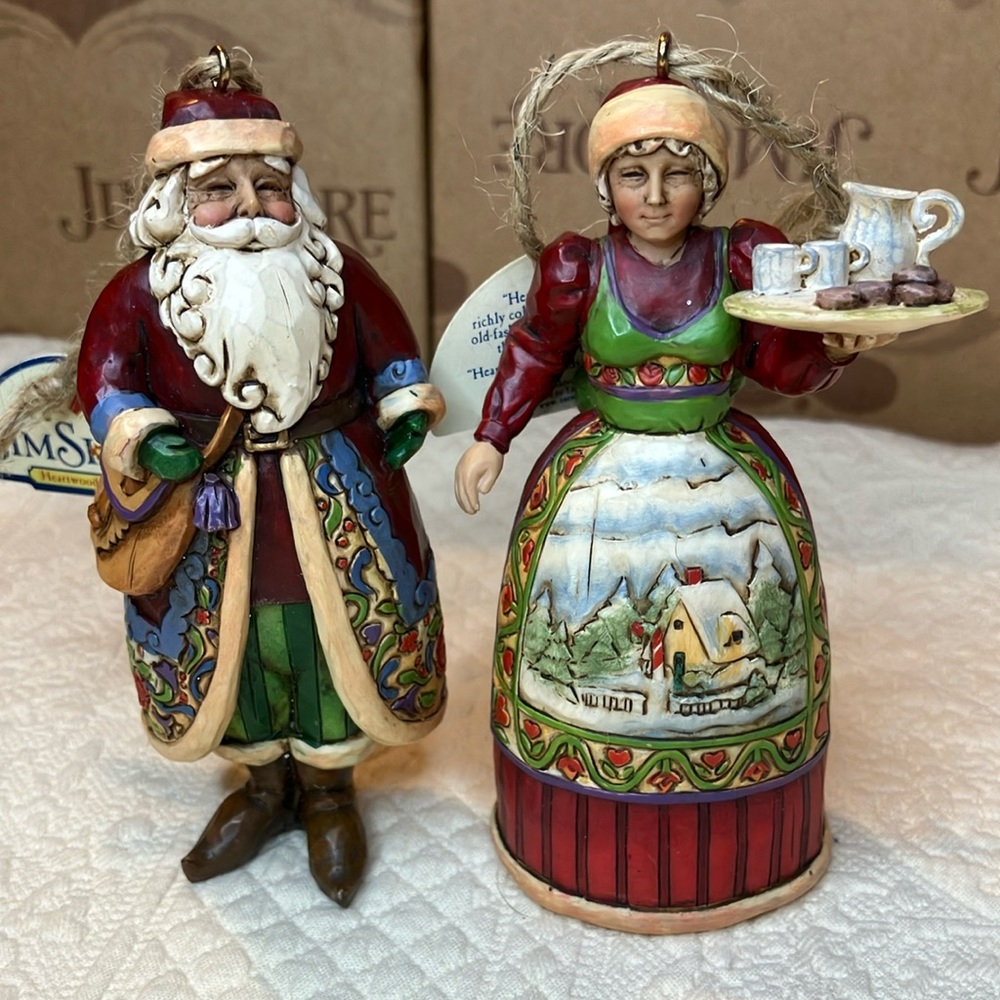 Jim Shore Holiday Santa and Mrs. Claus Figurines - 2006 Heartwood Creek